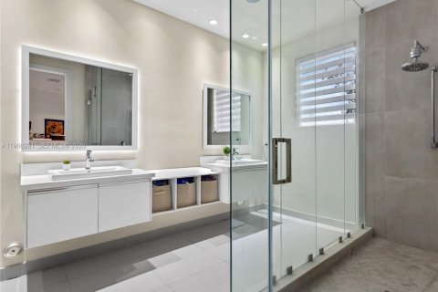 Touwnhouse à vendre à Doral, Floride: 3 chambres, 204.38 m2 № 2043660 - photo 17