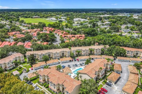 Condominio en alquiler en Altamonte Springs, Florida, 2 dormitorios, 114.27 m2 № 1879609 - foto 2