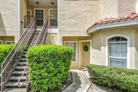 Condominio en alquiler en Altamonte Springs, Florida, 2 dormitorios, 114.27 m2 № 1879609 - foto 1