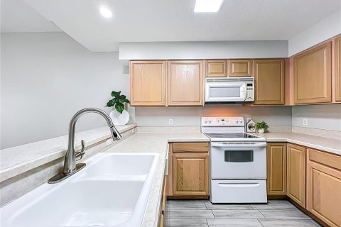 Condominio en alquiler en Altamonte Springs, Florida, 2 dormitorios, 114.27 m2 № 1879609 - foto 13