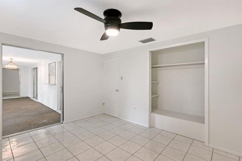 Villa ou maison à vendre à Sarasota, Floride: 2 chambres, 97.36 m2 № 2408332 - photo 30