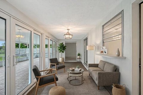 Villa ou maison à vendre à Sarasota, Floride: 2 chambres, 97.36 m2 № 2408332 - photo 14