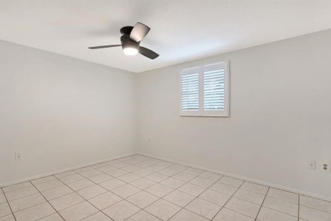 Villa ou maison à vendre à Sarasota, Floride: 2 chambres, 97.36 m2 № 2408332 - photo 28