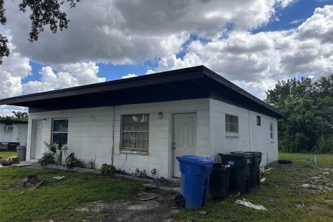 Commercial property in Tampa, Florida 2 bedrooms, 214.79 sq.m. № 2366569