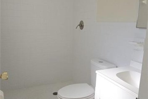 Купить виллу или дом в Холидэй, Флорида 9 комнат, 116.03м2, № 2226675 - фото 10