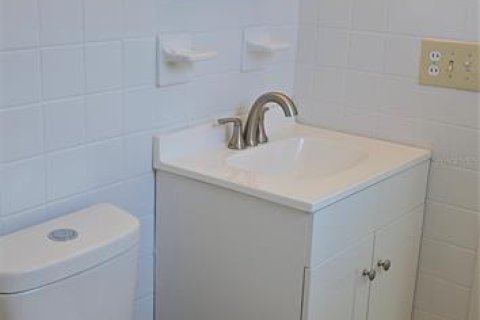 Купить виллу или дом в Холидэй, Флорида 9 комнат, 116.03м2, № 2226675 - фото 9