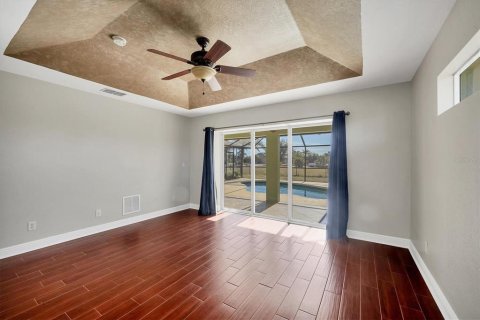 House in Port Charlotte, Florida 4 bedrooms, 186.92 sq.m. № 1588760 - photo 22