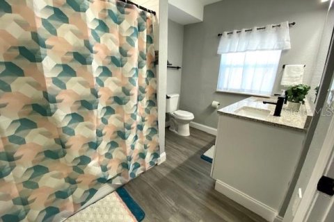 Casa en alquiler en Saint Petersburg, Florida, 3 dormitorios, 109.25 m2 № 1898701 - foto 8