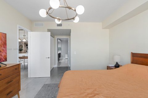 Condo in Sunny Isles Beach, Florida, 2 bedrooms № 1988144 - photo 9