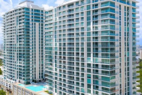 Condo in Sunny Isles Beach, Florida, 2 bedrooms № 1988144 - photo 25