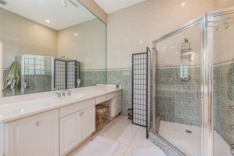 Villa ou maison à vendre à Palmetto Bay, Floride: 5 chambres, 303.51 m2 № 1927620 - photo 27