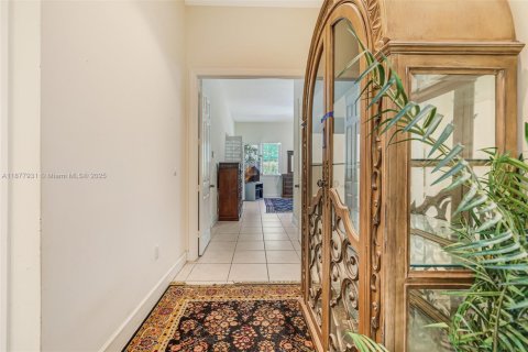 Villa ou maison à vendre à Palmetto Bay, Floride: 5 chambres, 303.51 m2 № 1927620 - photo 19