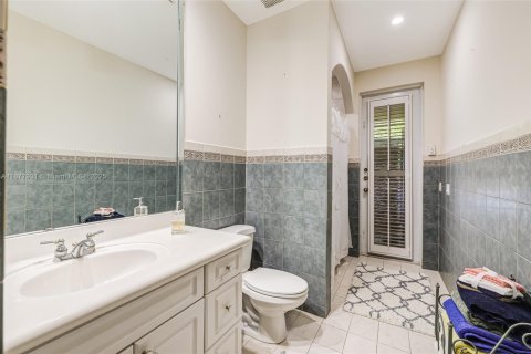 Villa ou maison à vendre à Palmetto Bay, Floride: 5 chambres, 303.51 m2 № 1927620 - photo 17