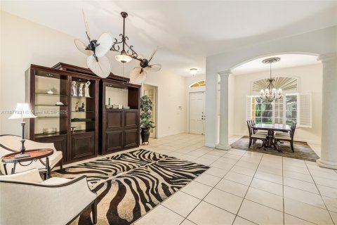 Villa ou maison à vendre à Palmetto Bay, Floride: 5 chambres, 303.51 m2 № 1927620 - photo 12