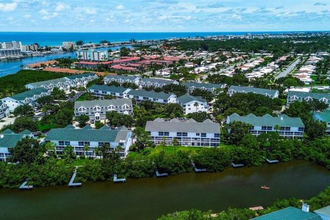 Adosado en venta en Seminole, Florida, 3 dormitorios, 206.99 m2 № 1824109 - foto 6