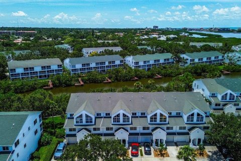 Adosado en venta en Seminole, Florida, 3 dormitorios, 206.99 m2 № 1824109 - foto 3