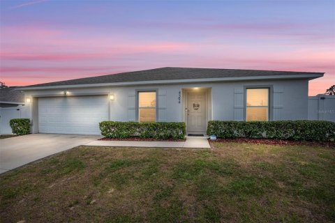 Villa ou maison à Ocala, Floride 4 chambres, 168.71 m2 № 2167270