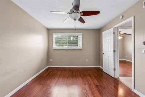 Condo in Altamonte Springs, Florida, 2 bedrooms  № 2278001 - photo 14