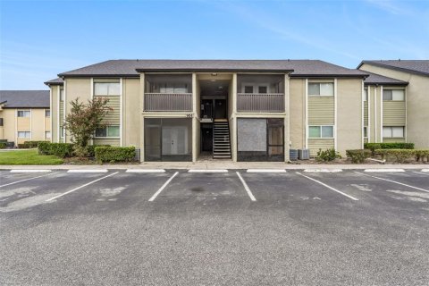 Condo in Altamonte Springs, Florida, 2 bedrooms  № 2278001