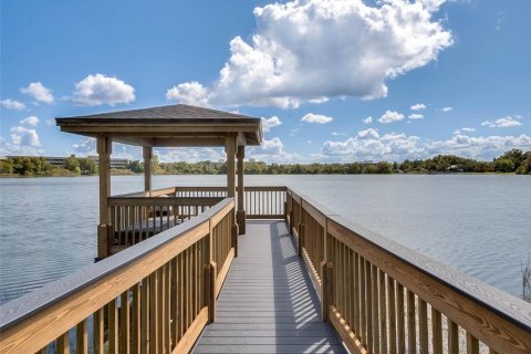 Condo in Altamonte Springs, Florida, 2 bedrooms  № 2278001 - photo 28