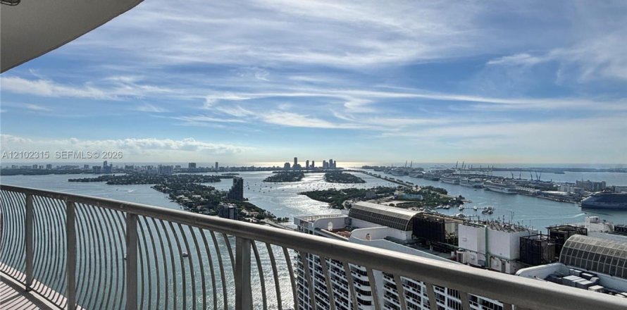 Condo à Miami, Floride, 1 chambre  № 2407644