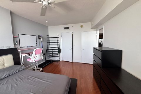 Copropriété à louer à Miami, Floride: 1 chambre, 73.49 m2 № 2407644 - photo 11