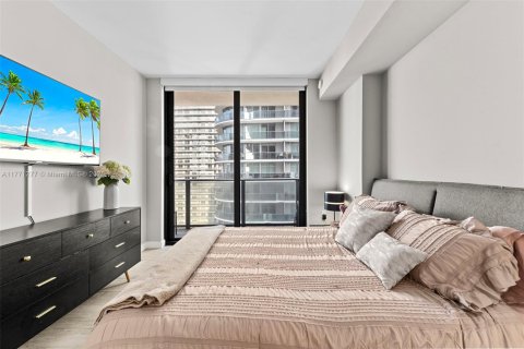 Condo in Miami, Florida, 2 bedrooms  № 1748633 - photo 9