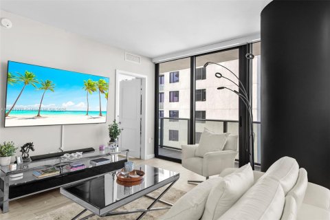 Condo in Miami, Florida, 2 bedrooms  № 1748633 - photo 6