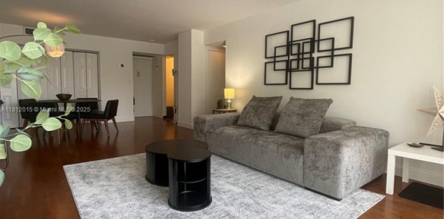 Condo à Aventura, Floride, 2 chambres № 1772553