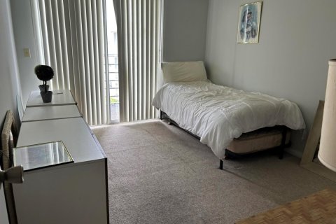 Condo in Boca Raton, Florida, 2 bedrooms  № 1146985 - photo 1