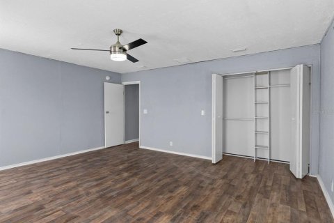 Casa en venta en Lake Butler, Florida, 6 dormitorios, 231.14 m2 № 2385738 - foto 18