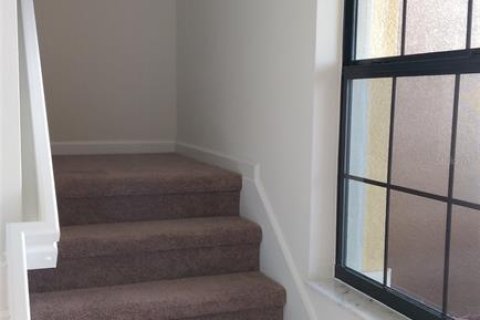 Adosado en alquiler en Orlando, Florida, 3 dormitorios, 155.98 m2 № 1802179 - foto 3