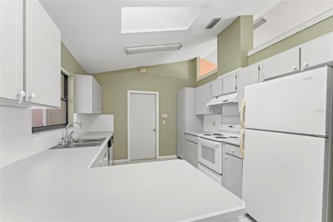 House in Palm Coast, Florida 2 bedrooms, 136.75 sq.m. № 1717766 - photo 12