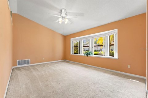 House in Palm Coast, Florida 2 bedrooms, 136.75 sq.m. № 1717766 - photo 4