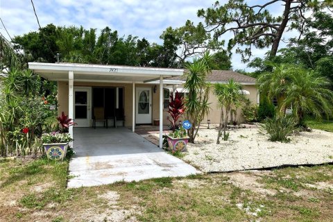 Casa en venta en Hudson, Florida, 2 dormitorios, 65.03 m2 № 1679154 - foto 5