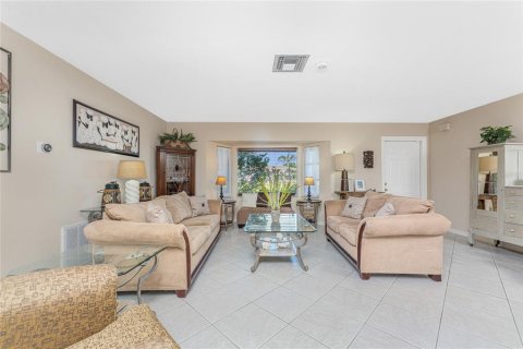 House in Rotonda, Florida 3 bedrooms, 158.96 sq.m. № 1755458 - photo 12