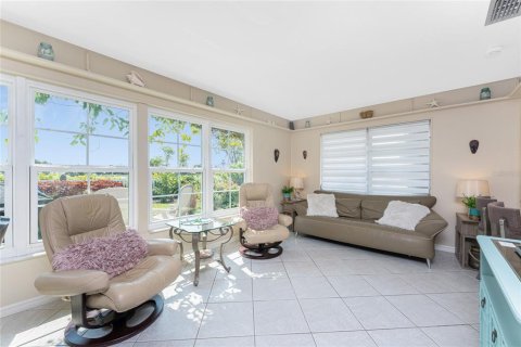 House in Rotonda, Florida 3 bedrooms, 158.96 sq.m. № 1755458 - photo 24