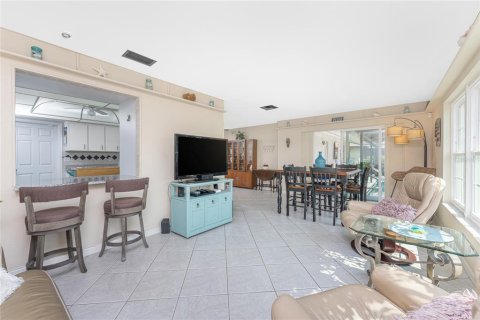House in Rotonda, Florida 3 bedrooms, 158.96 sq.m. № 1755458 - photo 7