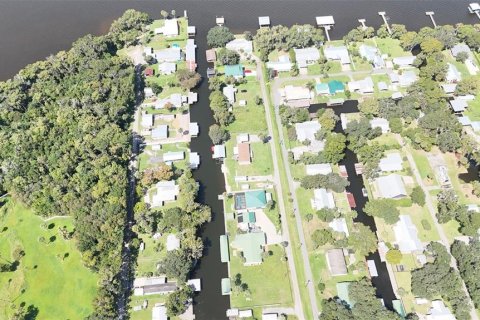 Casa en venta en Crescent City, Florida, 4 dormitorios, 179.12 m2 № 2383624 - foto 7