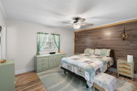 Casa en venta en Crescent City, Florida, 4 dormitorios, 179.12 m2 № 2383624 - foto 24