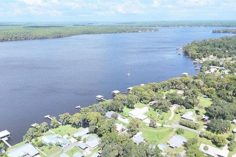 Casa en venta en Crescent City, Florida, 4 dormitorios, 179.12 m2 № 2383624 - foto 6