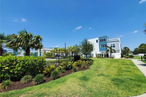 Condominio en venta en Four Corners, Florida, 3 dormitorios, 138.52 m2 № 1812529 - foto 13