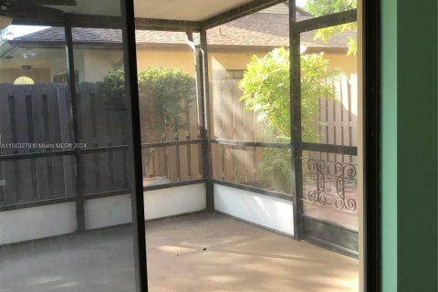 Condo in Davie, Florida, 3 bedrooms  № 1865103 - photo 27