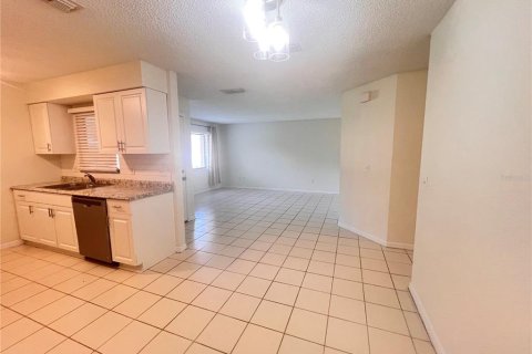 Casa en alquiler en Palm Coast, Florida, 3 dormitorios, 108.6 m2 № 2209339 - foto 5