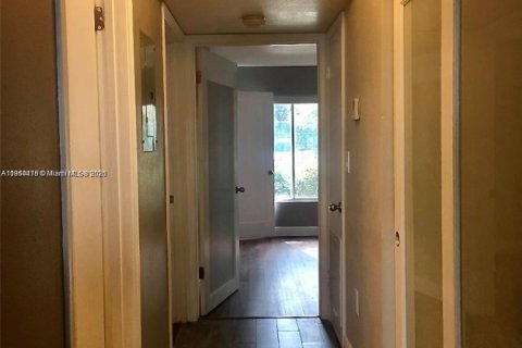 Copropriété à louer à Oakland Park, Floride: 2 chambres, 116.69 m2 № 1973763 - photo 7