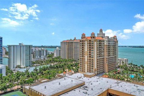 Copropriété à vendre à Sarasota, Floride: 2 chambres, 146.6 m2 № 2224423 - photo 18