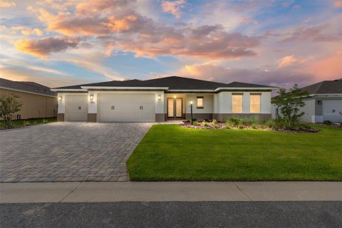 Casa en venta en Ocala, Florida, 3 dormitorios, 266.63 m2 № 1901906 - foto 1