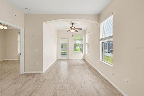 Townhouse in Riverview, Florida 2 bedrooms, 143.26 sq.m. № 2390964 - photo 9