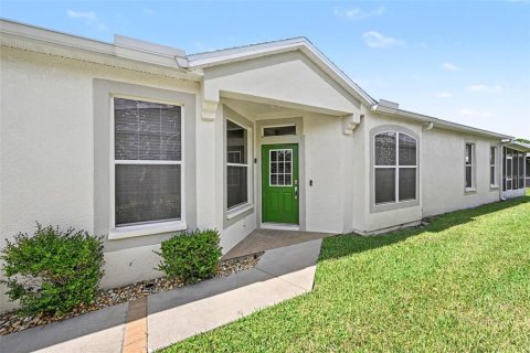 Townhouse in Riverview, Florida 2 bedrooms, 143.26 sq.m. № 2390964 - photo 5