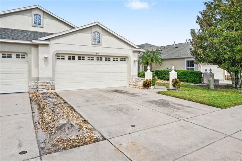 Townhouse in Riverview, Florida 2 bedrooms, 143.26 sq.m. № 2390964 - photo 2